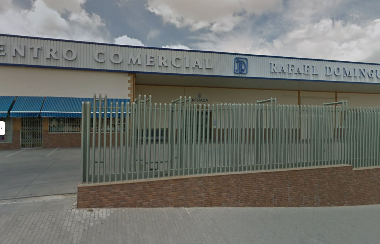Centro Comercial Rafael Domínguez