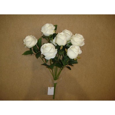 RAMO CAPULLOS ROSAS *9 CREMA