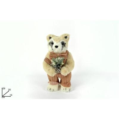 MAPACHE CON BAYAS DE PINO